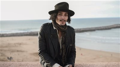 جوني ديب المغرب، كيف غيرت موسيقى الروك حياة ياسين عنوق؟ (صور)