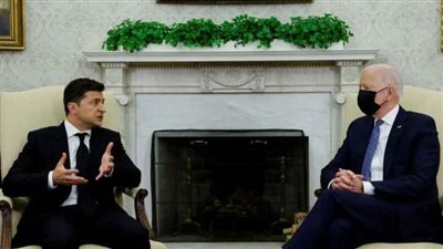  لغز‭ ‬زيارة‭ ‬زيلينسكى‭ ‬المفاجئة‭ ‬للولايات‭ ‬المتحدة.. رسائل واتفاقات ترسم ملامح الجبهة الشرقية.. ومؤشر على تغيير مجريات الصراع 