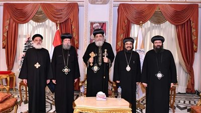 البابا تواضروس يلتقي الأساقفة العموم بالإسكندرية