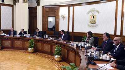 مدبولي يلتقي وزير الصحة لمتابعة جهود هيئتي الإسعاف والتأمين الصحي