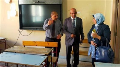 امتحانات التيرم الأول، وكيل تعليم الجيزة تتفقد جاهزية مدارس الصف وأطفيح