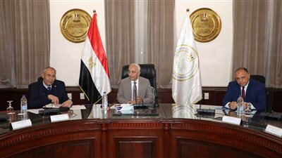 قرارات عاجلة من وزير التعليم بشأن أسئلة امتحانات الثانوية 