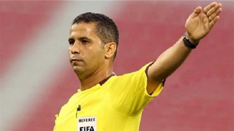 الحكم محمود عاشور،