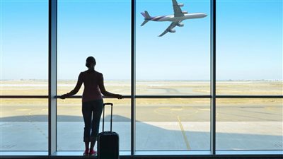 تفسير حلم السفر في المنام وعلاقته بالسعادة والربح المادي 