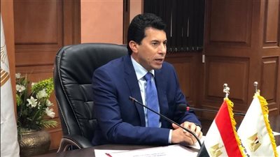 وزير الشباب والرياضة ضيف 