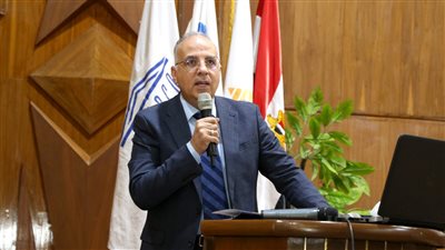 وزير الري: تأهيل الترع يتم بأسلوب علمي بعيدا عن الانطباعات الشخصية