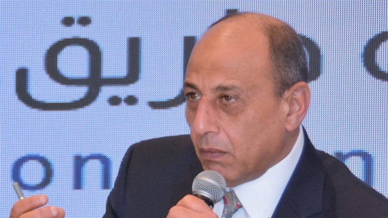 وزير الطيران الفريق