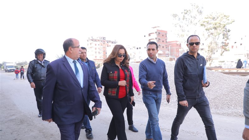 محافظ دمياط اثناء