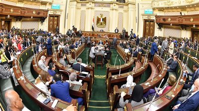 رئيس مجلس النواب يفتتح الجلسة العامة لمواجهة وزير التموين بأدوات رقابية 