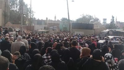 نعش الصغرى يجري خلف نعش الكبرى.. تفاصيل وفاة سيدة حزنًا على شقيقتها بعد 15 دقيقة من رحيلها بالغربية (فيديو وصور)