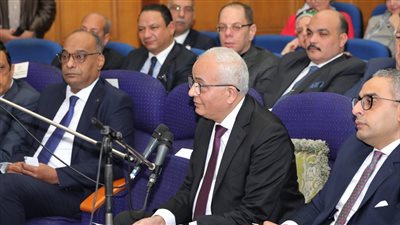 امتحانات الثانوية العامة، قرارات عاجلة من وزير التعليم بشأن امتحانات الفصل الدراسي الأول 