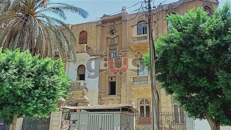 منزل الأديب عباس