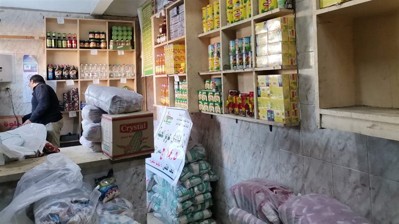 احد منافذ السلع بالفيوم،