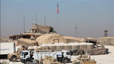 أمريكا تعلن سقوط صاروخين على قاعدة عسكرية لها في سوريا