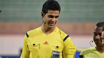 محمد معروف يدير مباراة الترجي والنجم الساحلي في الدوري التونسي