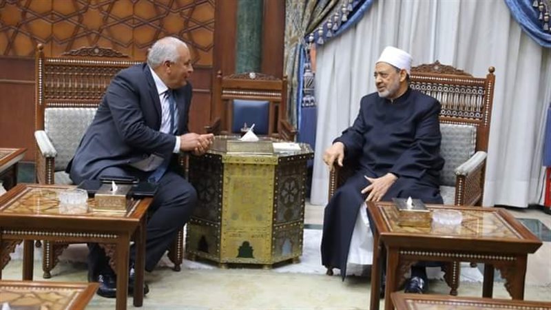 الموافقة على افتتاح