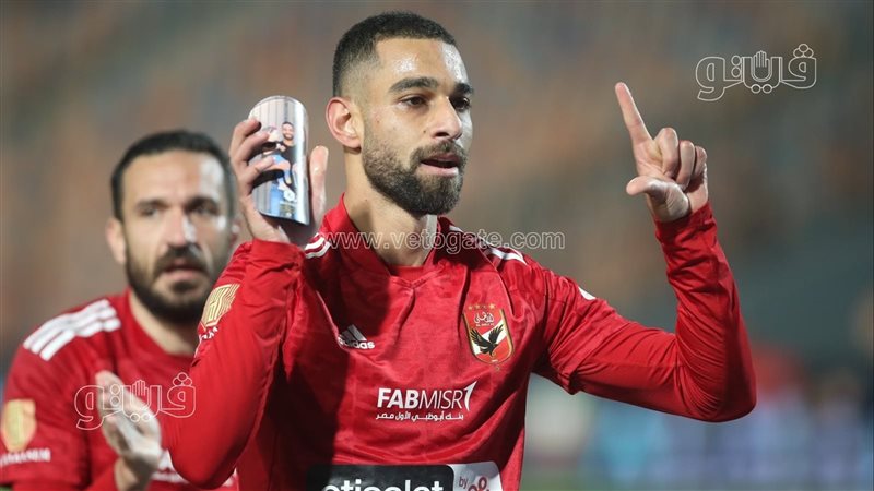 الأهلي يستعيد صدارة