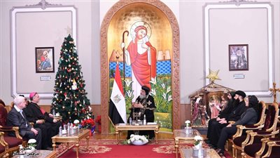 البابا تواضروس يستقبل سفير الڤاتيكان للتهنئة بعيد الميلاد