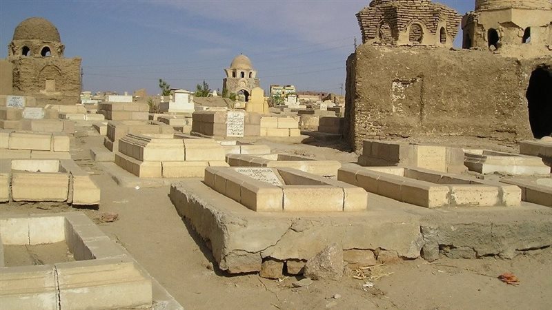 مقابر تاريخية، فيتو