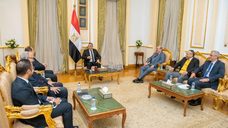 وزير الإنتاج الحربي