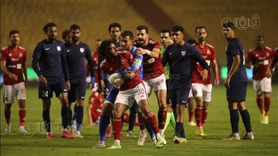 الدوري المصري، مشادة بين محمد هاني والبلعوطي ( صور ) 