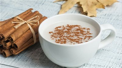 طريقة عمل السحلب باللبن، في البيت صحي ويوفر في الميزانية