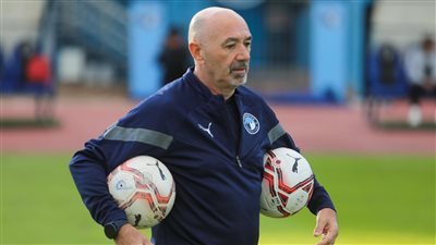 باتشيكو يقود المران الأول له مع بيراميدز(صور)