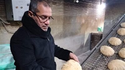 رئيس المنزلة في جولة تفقدية للمخابز بـ5 قرى 