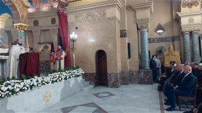 بدء الاستعدادات لقداس عيد الميلاد المجيد بكنيسة مارجرجس بالدقهلية (فيديو)