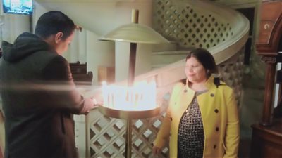 توافد الأقباط على الكنيسة المرقسية بالإسكندرية للاحتفال بعيد الميلاد المجيد 