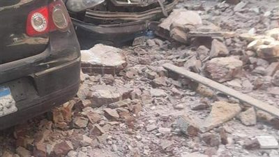 انهيار شرفة عقار بالإسكندرية ونجاة شخصين من الموت