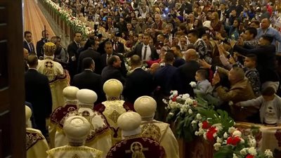 رسائل حب وطمأنة من السيسي للمصريين من قلب كاتدرائية ميلاد السيد المسيح