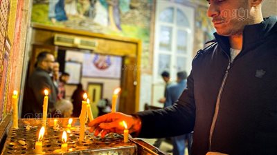 توافد أقباط مطروح على إيقاد الشموع احتفالا بعيد الميلاد المجيد (صور)