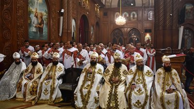 محافظ الفيوم يزور الكنائس للتهنئة بعيد الميلاد(صور)