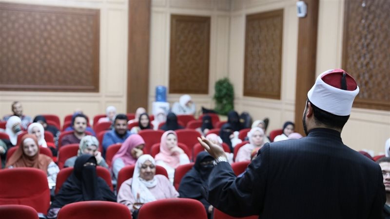 تدريب المقبلين على