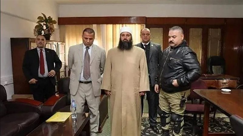 إحالة المأذون المزيف