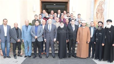 محافظ بني سويف يزور ديري بولا وأنطونيوس للتهنئة بعيد الميلاد 