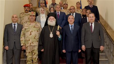 محافظ الإسكندرية يشارك في احتفالات الروم الأرثوذكس اليونانيين بعيد الميلاد 