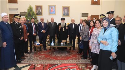 محافظ الجيزة يزور مقر مطرانية شمال الجيزة للتهنئة بعيد الميلاد (صور)