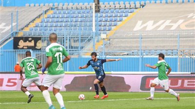 بيراميدز يضرب غزل المحلة بثلاثية ويتصدر الدوري المصري مؤقتا 
