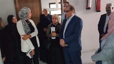المدير التنفيذي للمستشفيات الجامعية بمدن القناة يتابع أعمال التطوير (صور) 