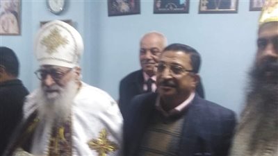عيد الميلاد المجيد، رئيس حي بولاق الدكرور يزور الكنائس ويهنئ الأقباط (صور)