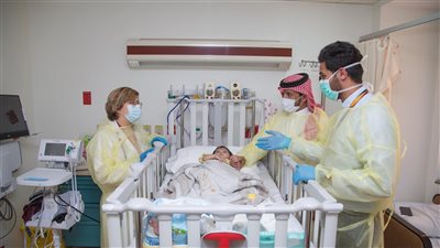 السعودية تنجح في إجراء عملية زراعة قلب لطفلة إماراتية عمرها 8 شهور 