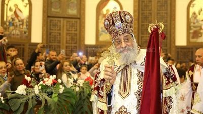 البابا تواضروس يلقي العظة الأسبوعية من كاتدرائية العباسية