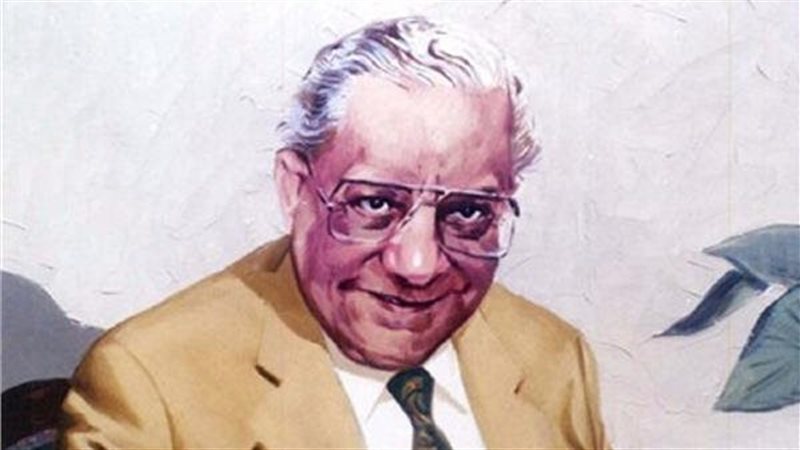 الكاتب الصحفى موسى