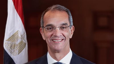 وزير الاتصالات:5.7 مليار جنية موازنة المرحلة الأولى لقطاع الاتصالات بمبادرة حياة كريمة 