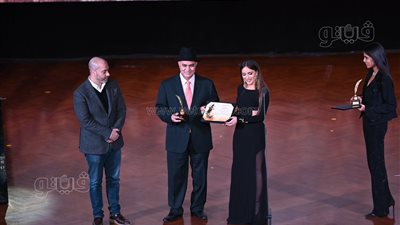 جائزة ساويرس الثقافية، أحمد قرني وأشرف أبو اليزيد يحصدان جائزة أفضل كتاب للأطفال (صور)