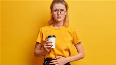 التفسير العلمي لزيادة أعراض القولون العصبي بعد تناول القهوة