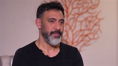 “مش عايز مشاكل”.. الفنان عمرو مصطفى ينهي أزمته مع أسرة أم كلثوم ( فيديو)