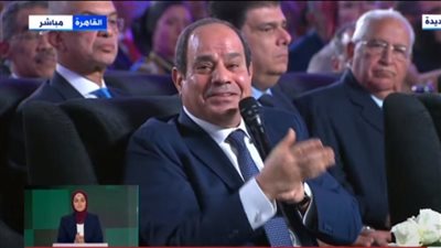 السيسي للمتحدثين بدون علم: بطلوا هري بقى (فيديو)